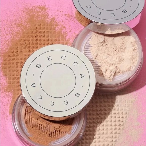 Becca Cosmetics Hydra-Mist Set and Refresh Powders!